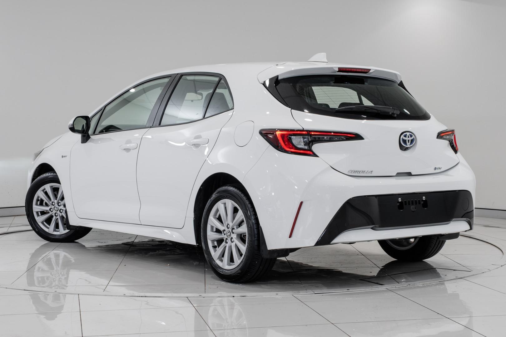 2025 Toyota Corolla Ascent Sport in White
