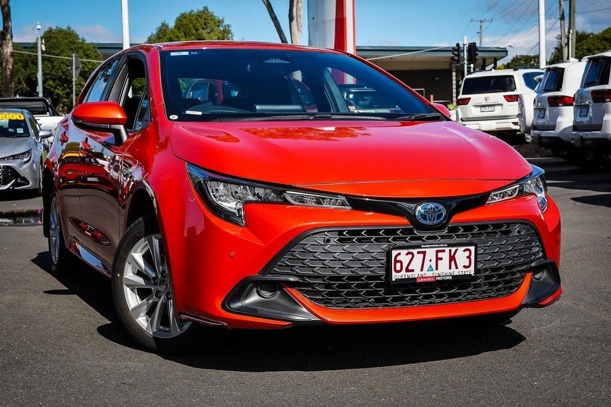 2022 Toyota Corolla Ascent Sport in Orange