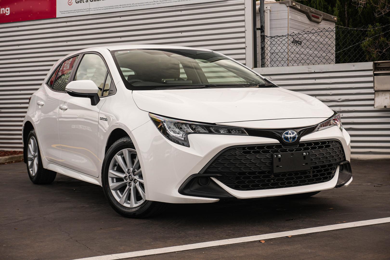 2023 Toyota Corolla Ascent Sport in White