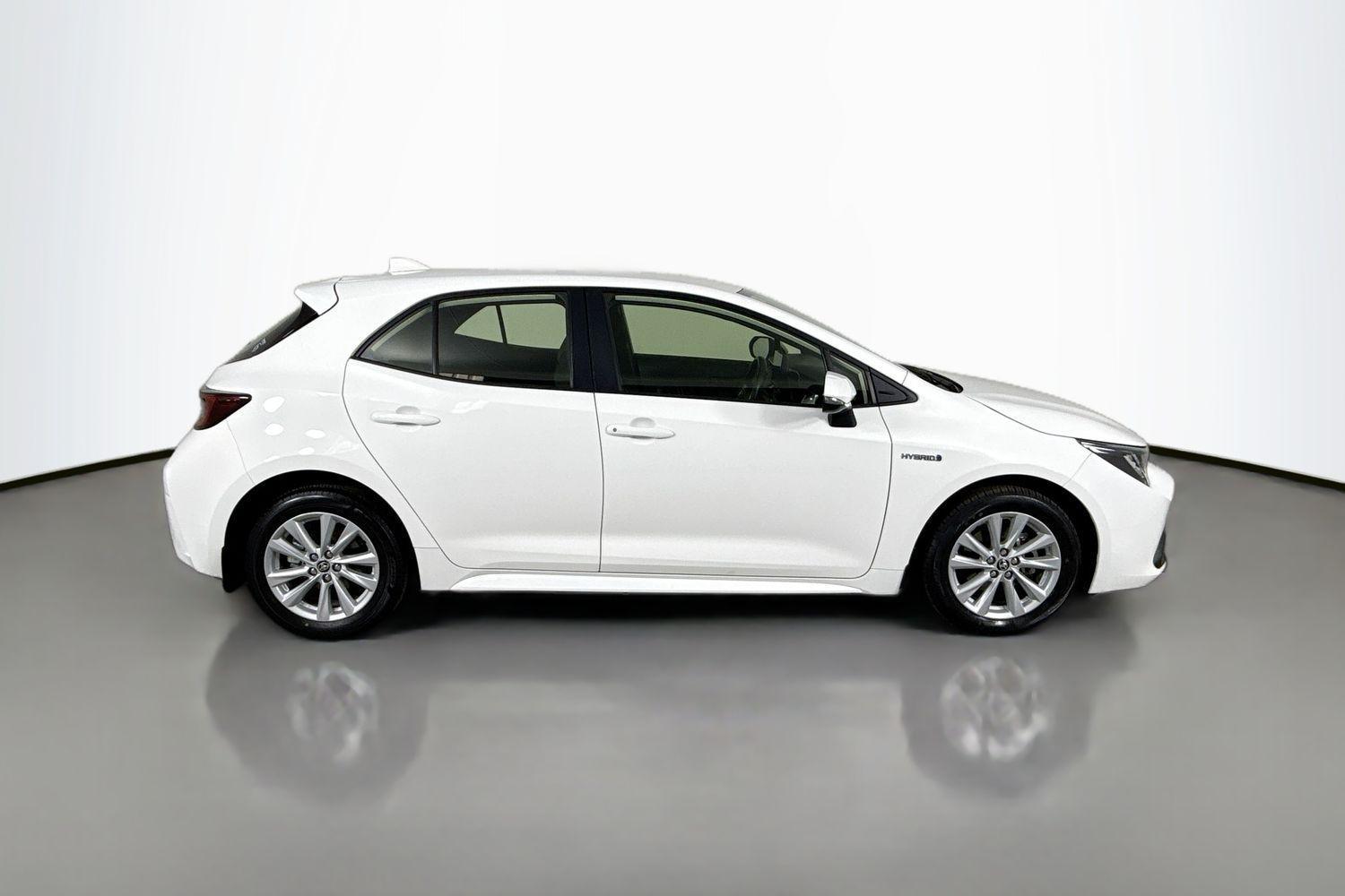 2023 Toyota Corolla Ascent Sport in White
