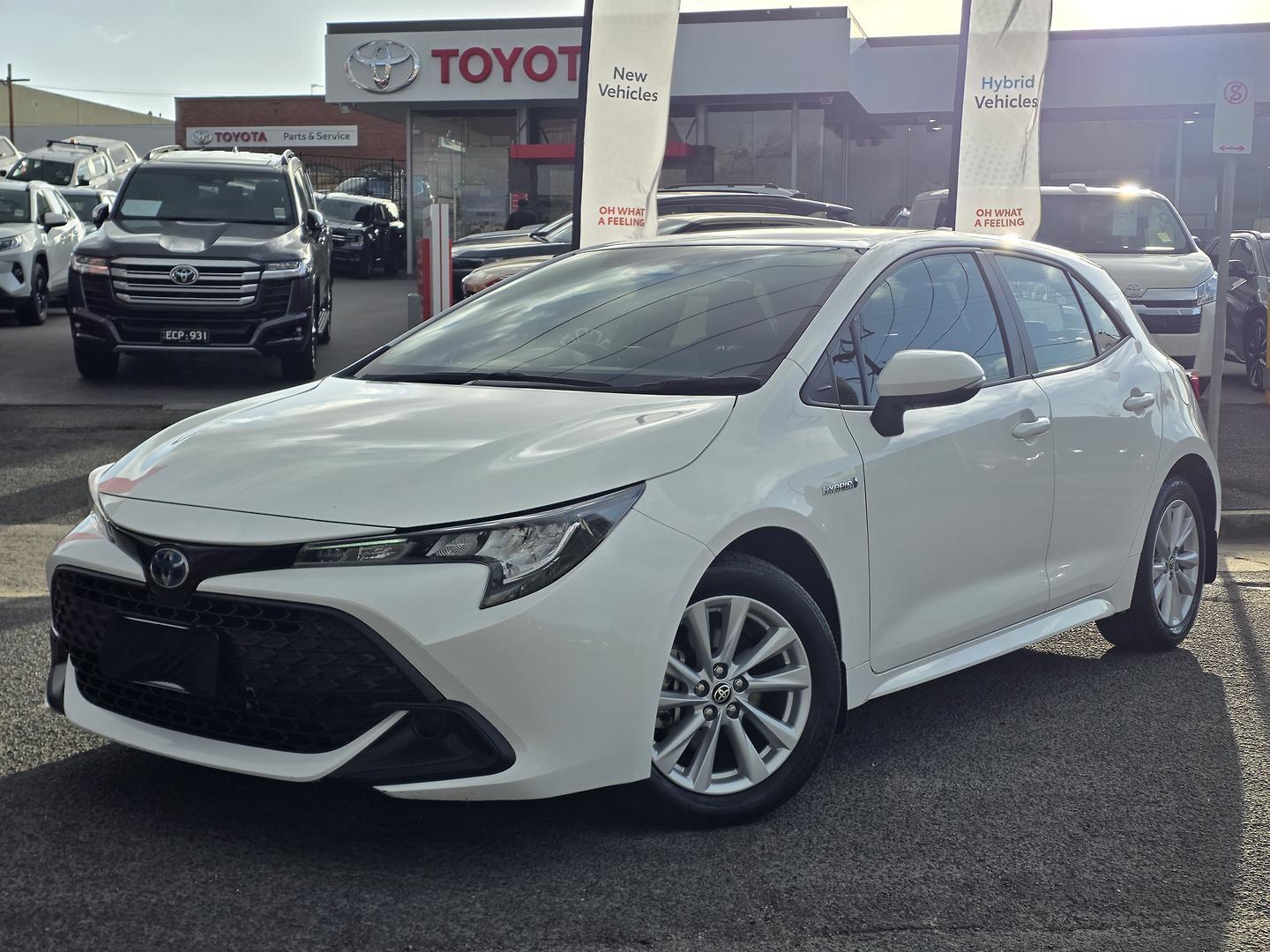 2023 Toyota Corolla Ascent Sport in White