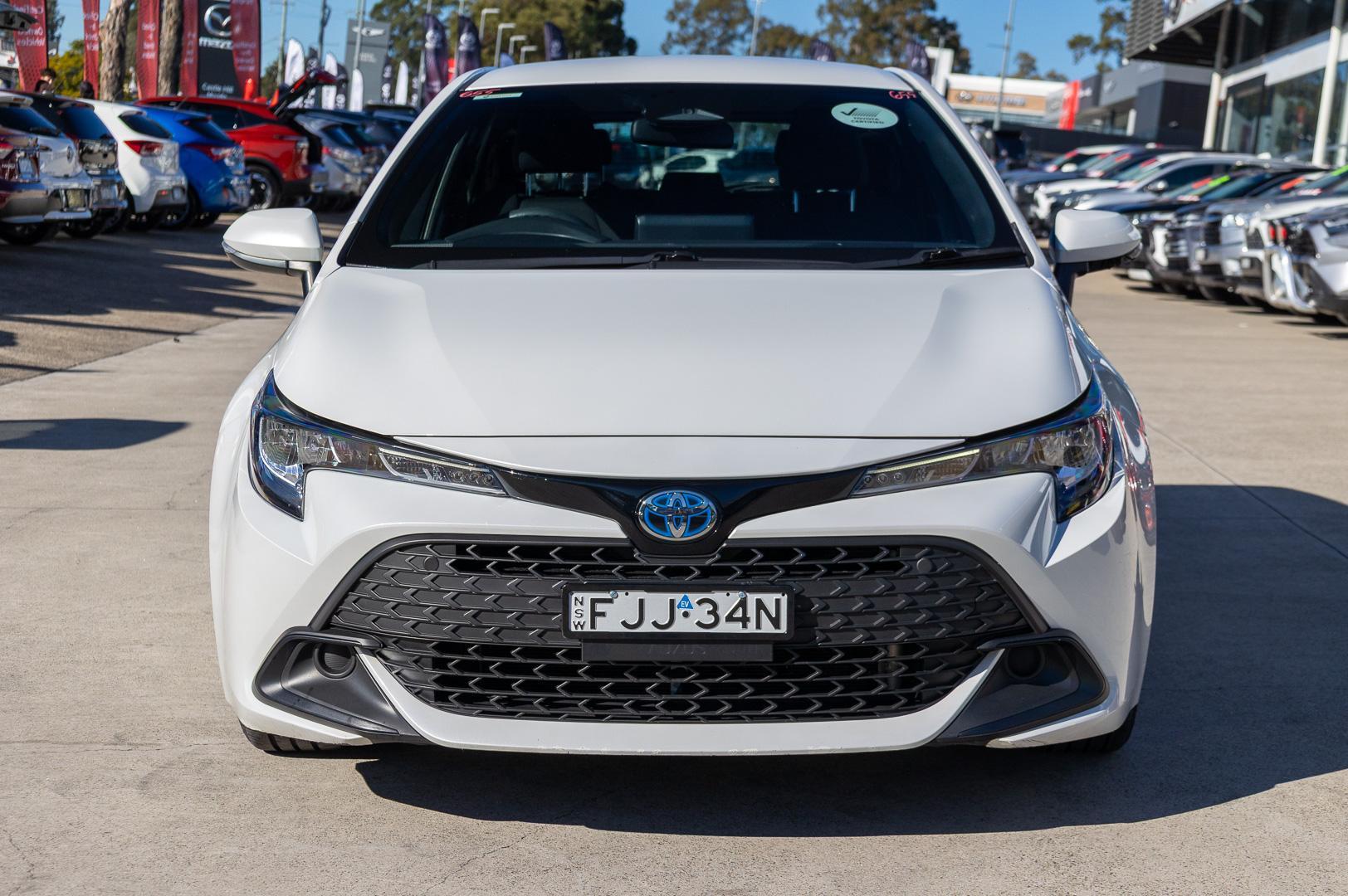 2023 Toyota Corolla Ascent Sport in White