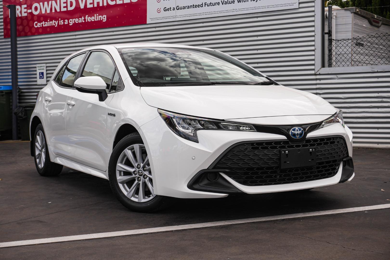 2023 Toyota Corolla Ascent Sport in White