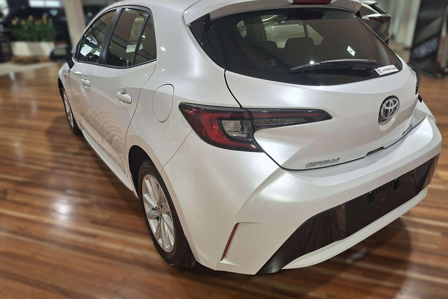2023 Toyota Corolla Ascent Sport in White