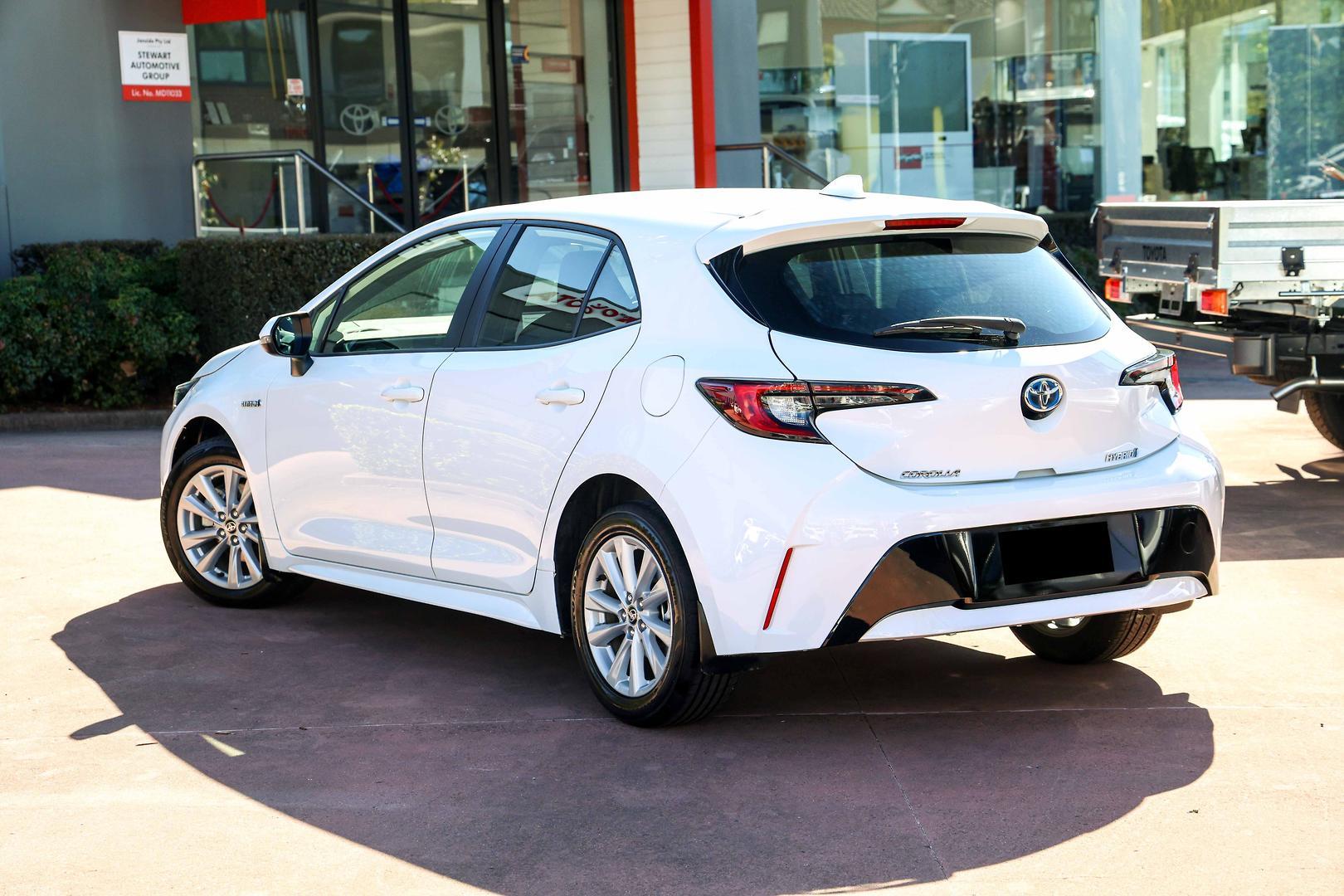 2023 Toyota Corolla Ascent Sport in White