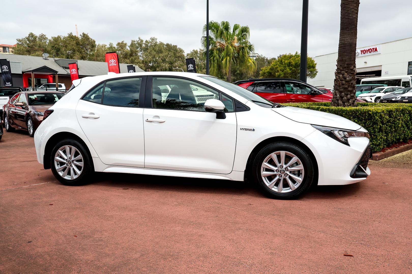 2023 Toyota Corolla Ascent Sport in White