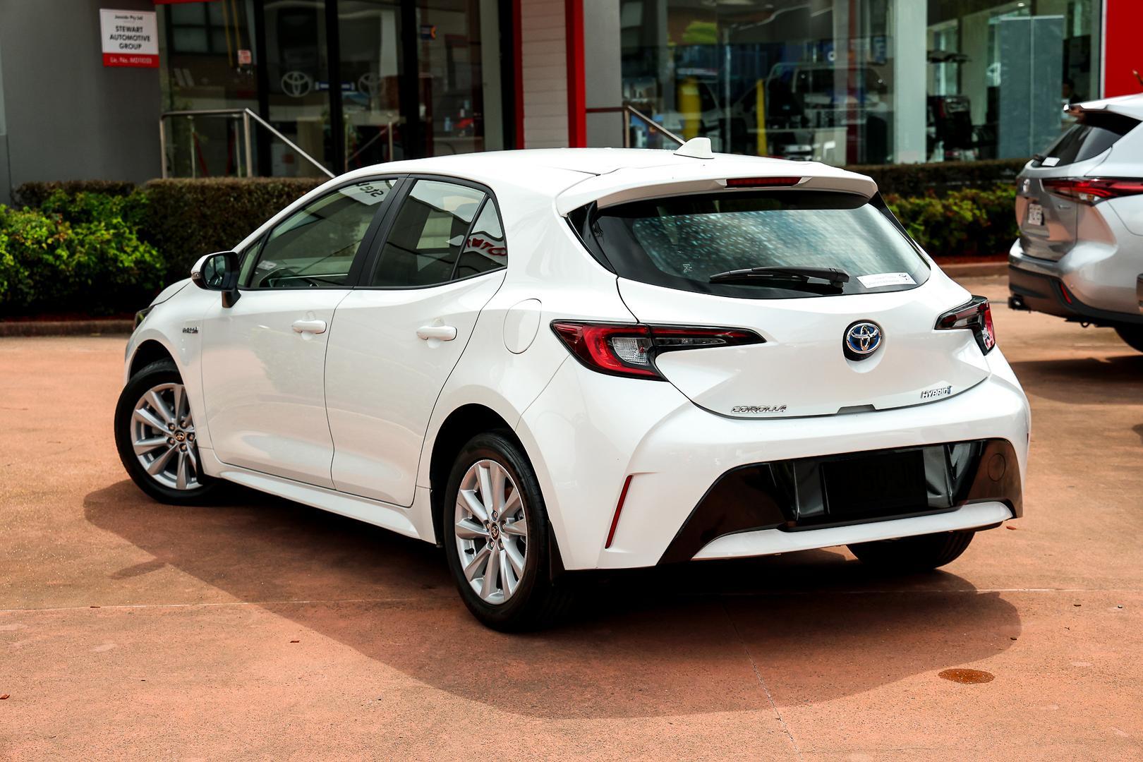 2023 Toyota Corolla Ascent Sport in White