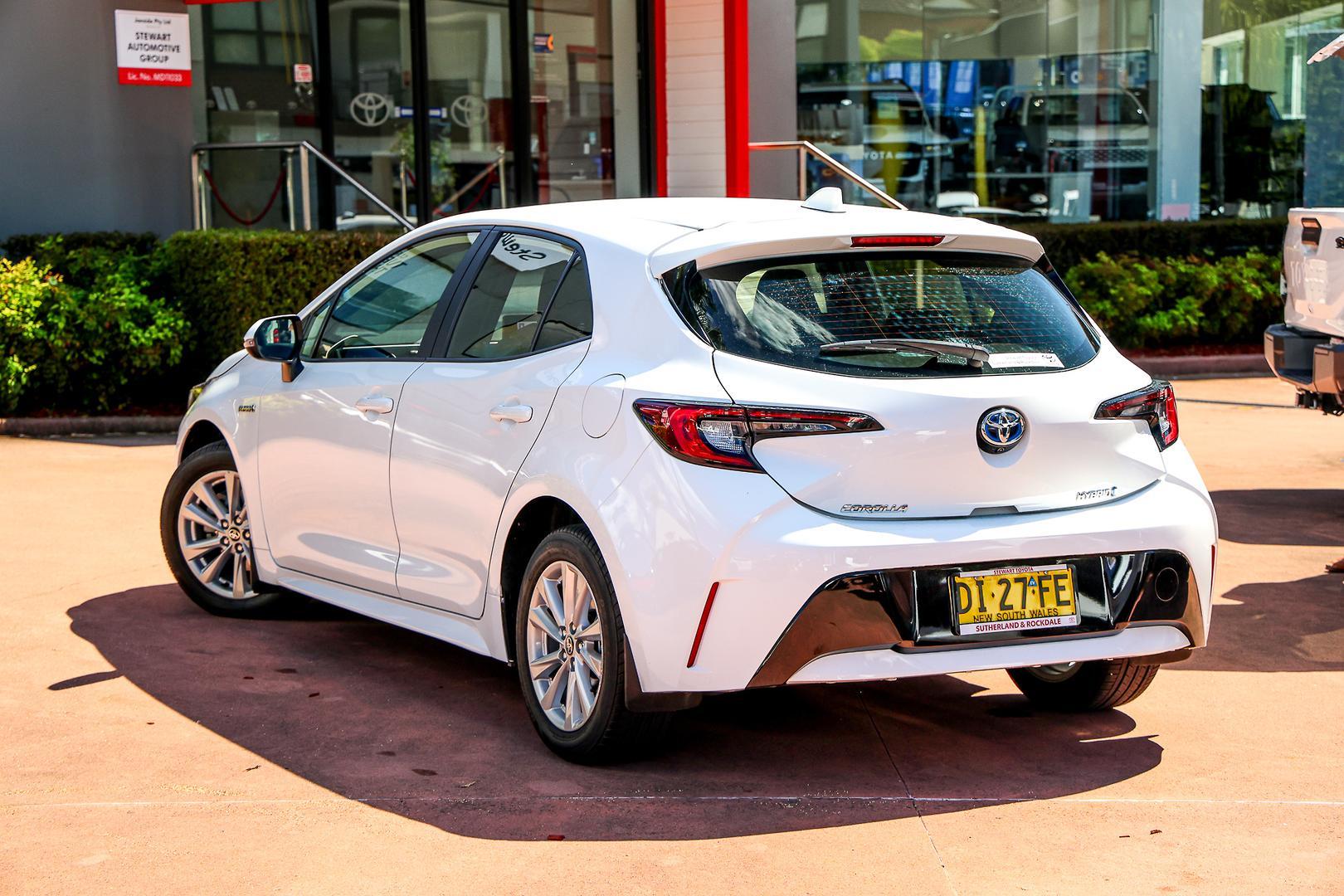 2023 Toyota Corolla Ascent Sport in White