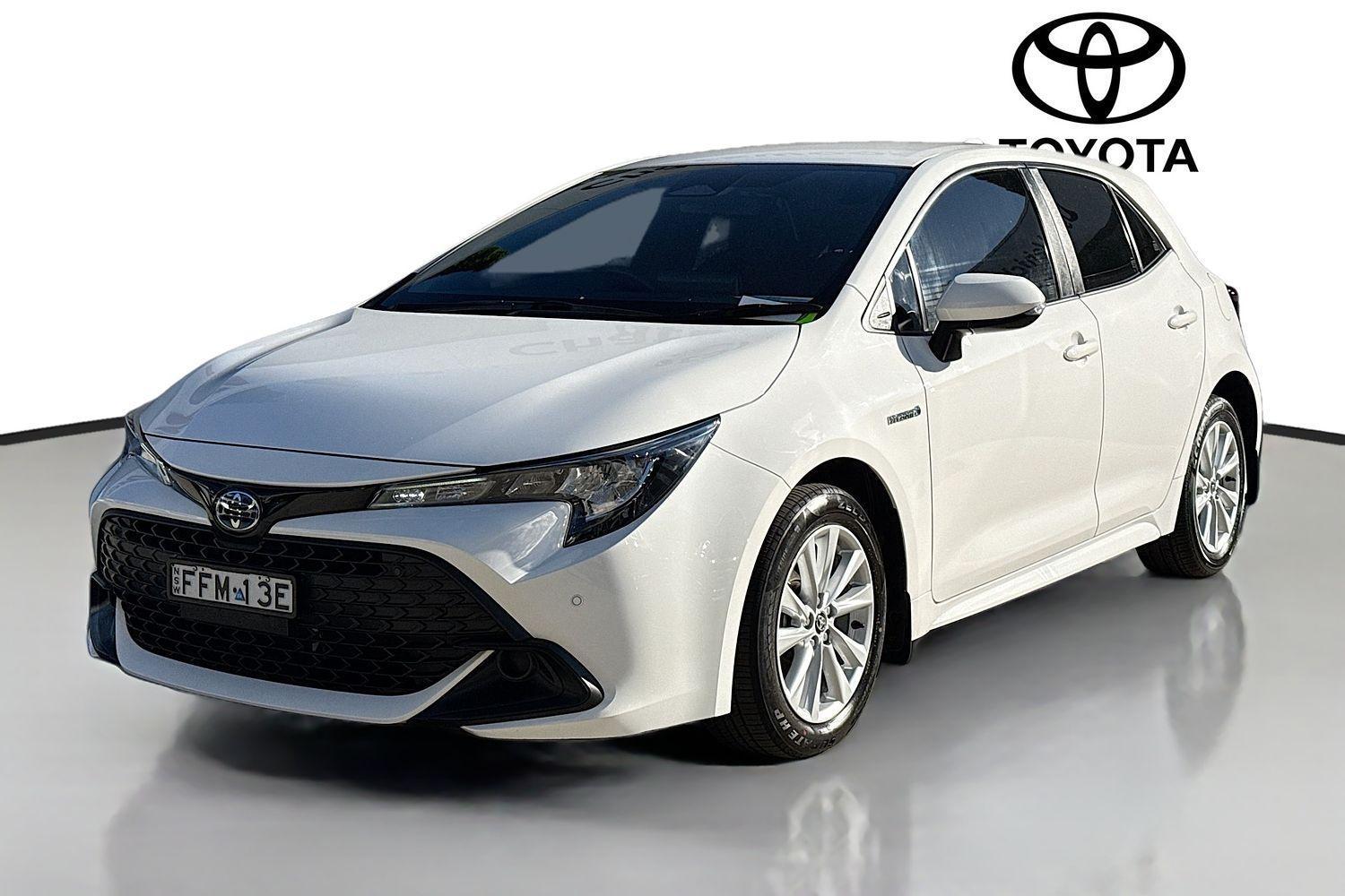 2023 Toyota Corolla Ascent Sport in White