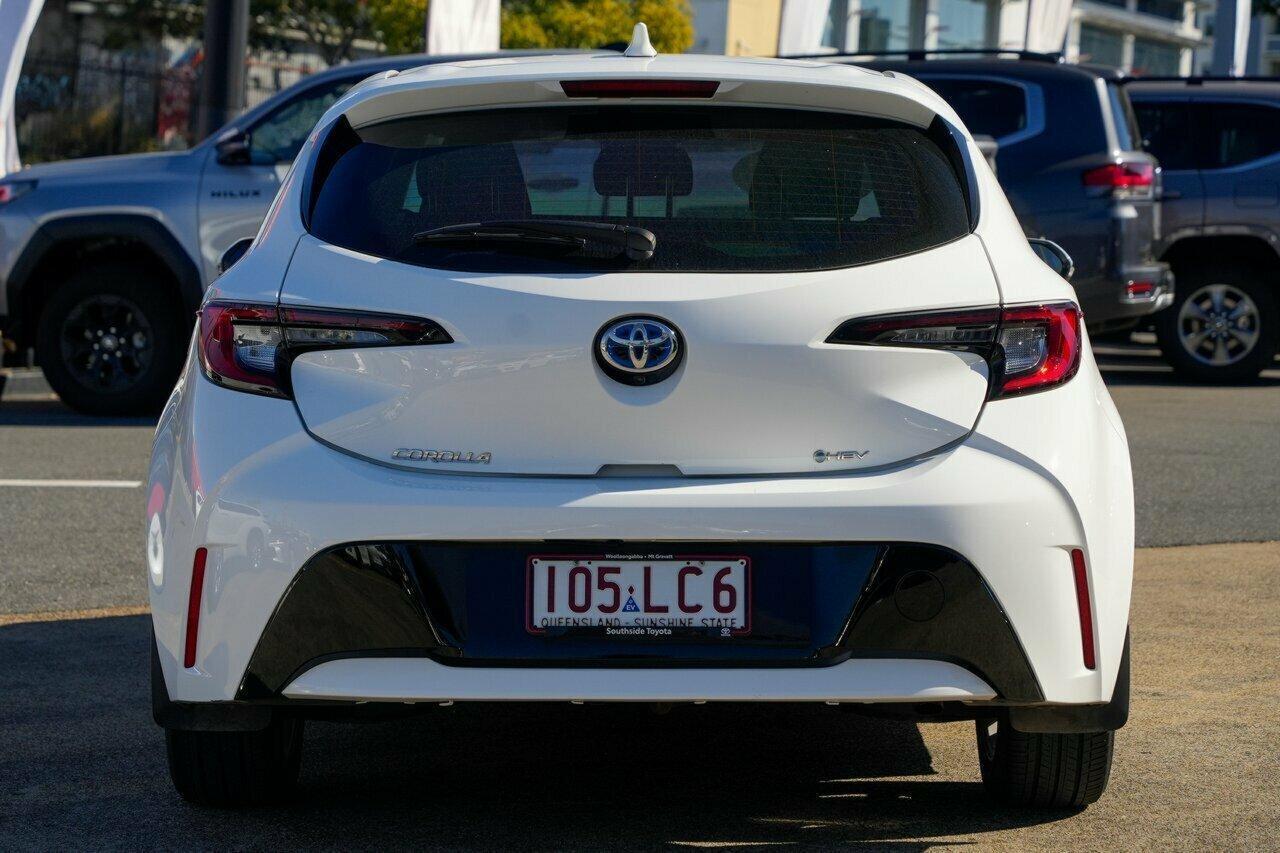 2024 Toyota Corolla Ascent Sport in White