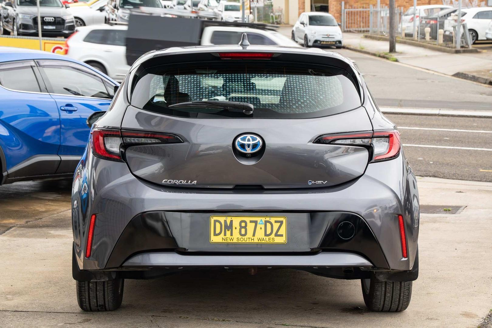 2024 Toyota Corolla Ascent Sport in Silver