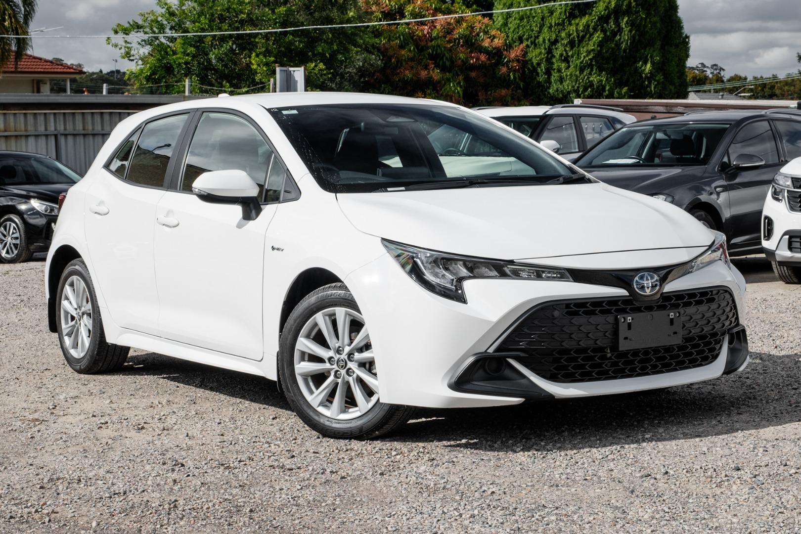 2025 Toyota Corolla Ascent Sport in White