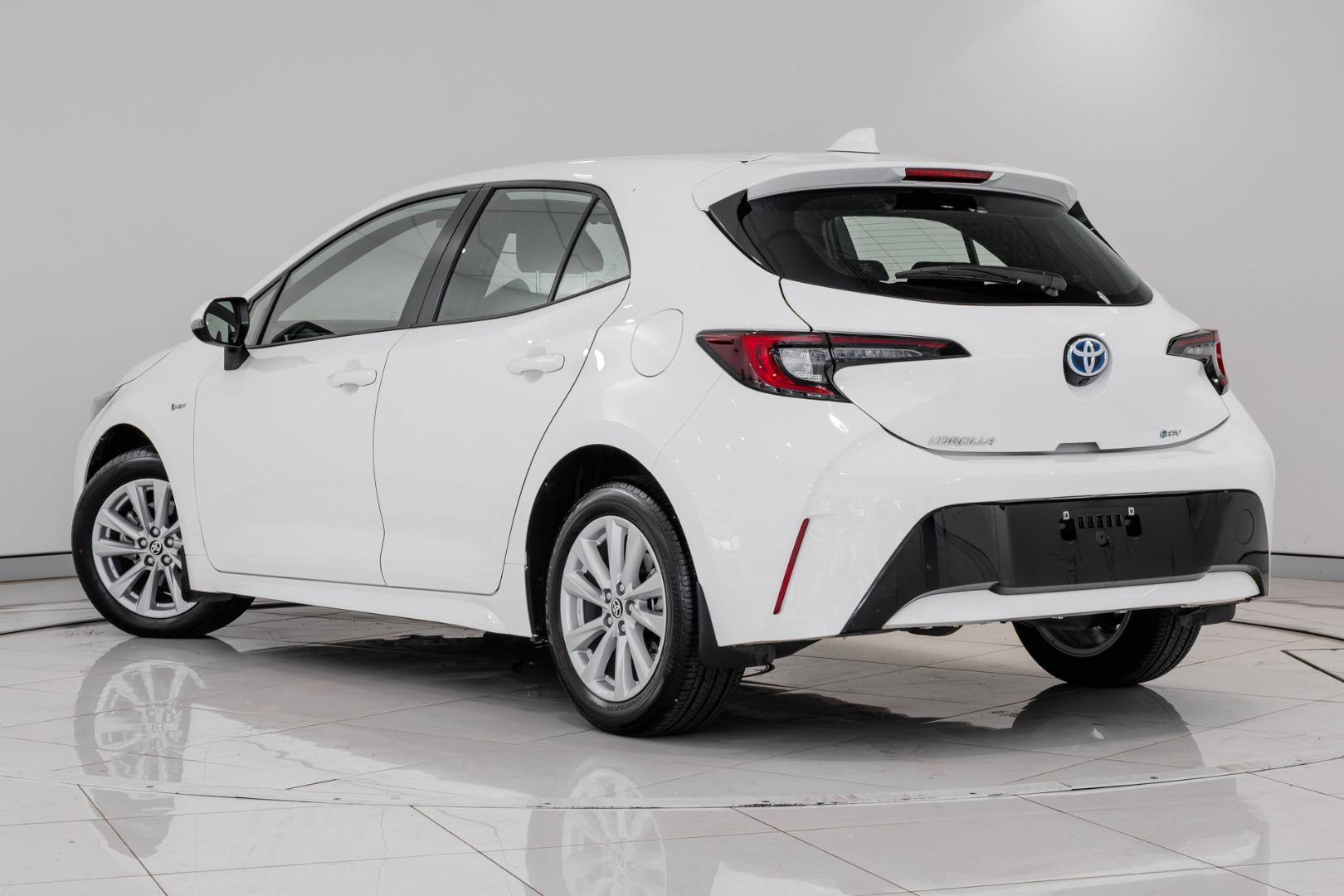 2025 Toyota Corolla Ascent Sport in White