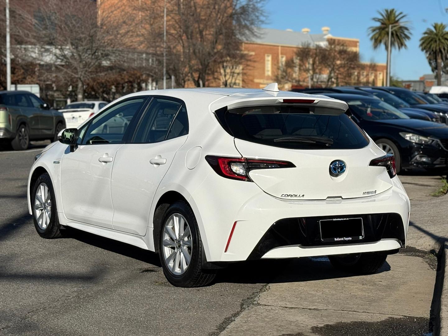 2022 Toyota Corolla Ascent Sport in White