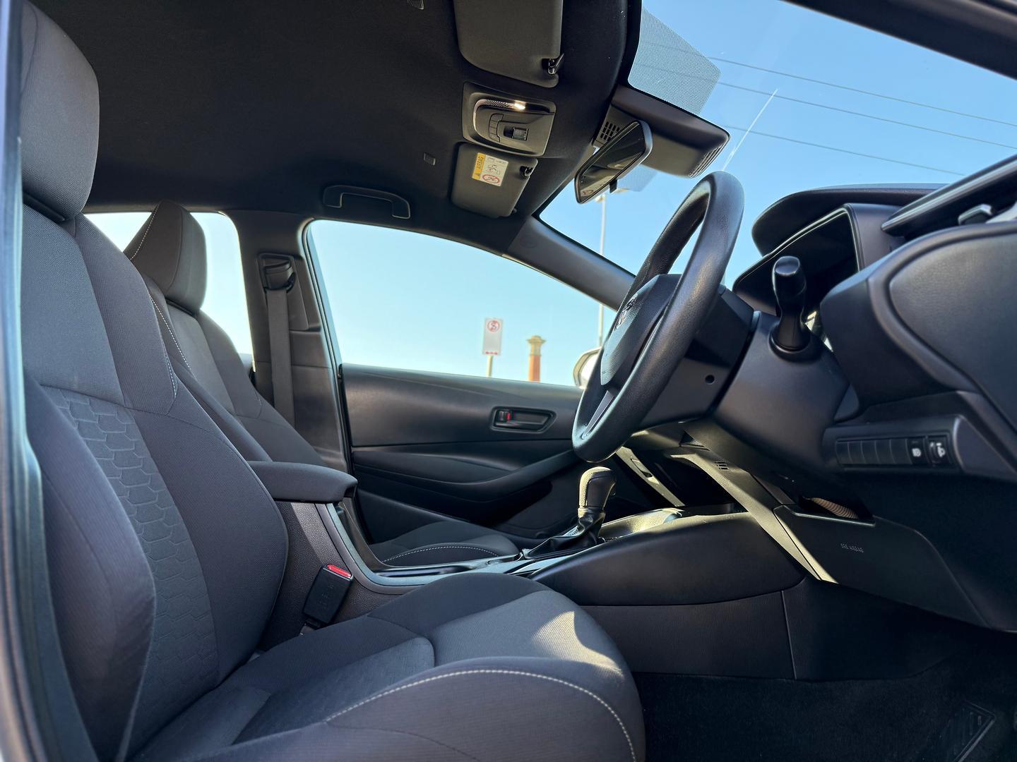2022 Toyota Corolla Ascent Sport in White
