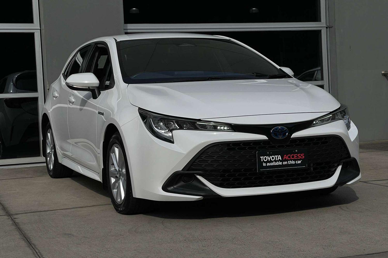 2023 Toyota Corolla Ascent Sport in White