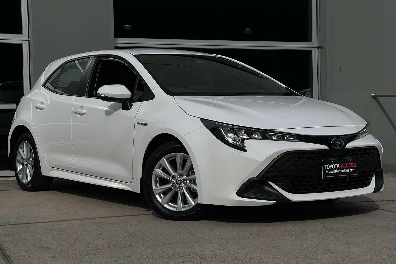 2023 Toyota Corolla Ascent Sport in White