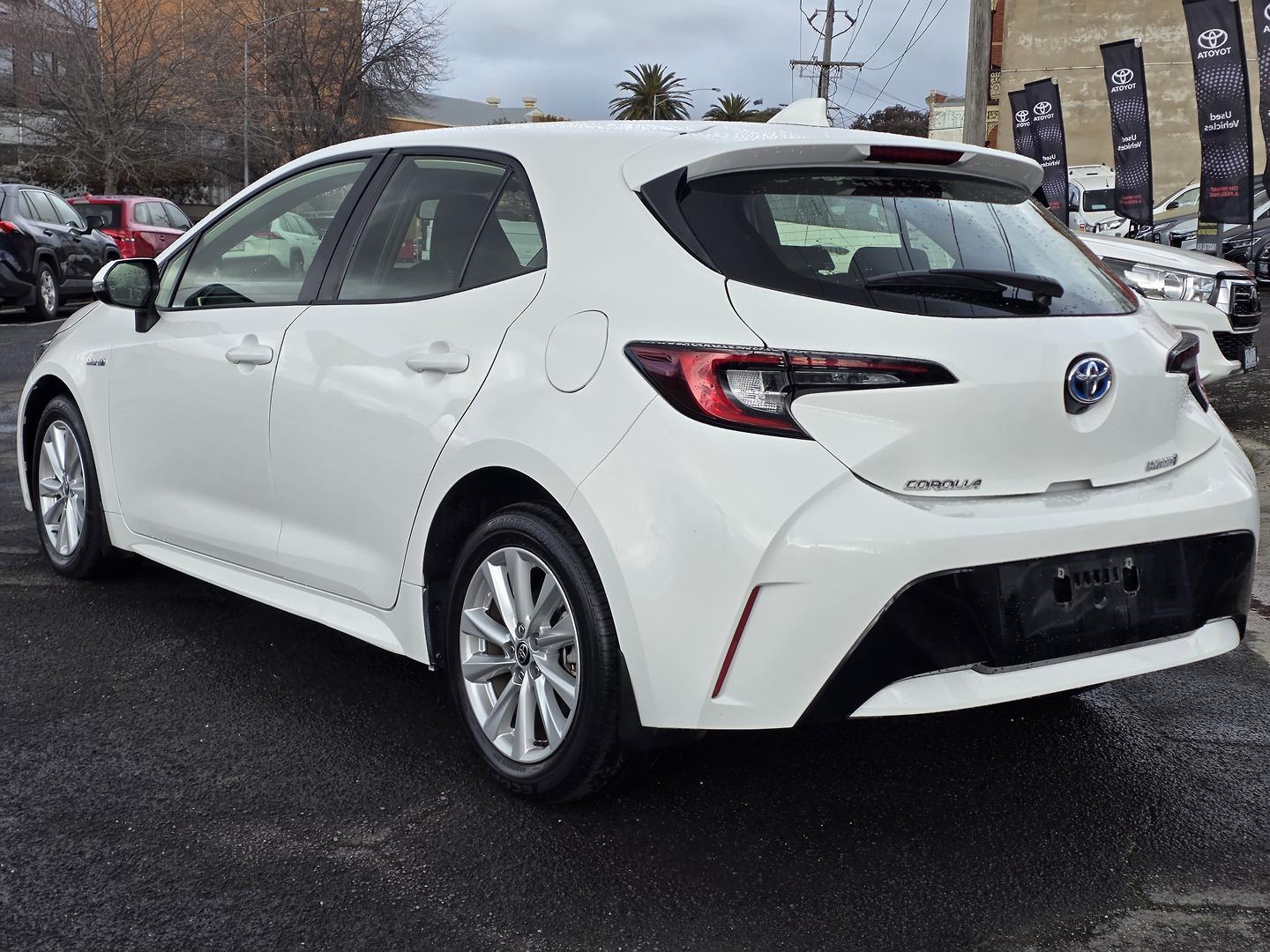 2023 Toyota Corolla Ascent Sport in White