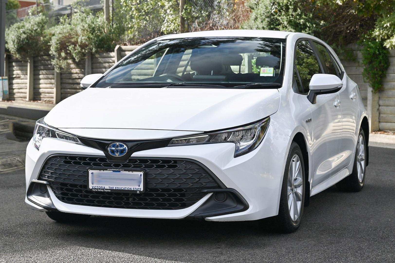 2023 Toyota Corolla Ascent Sport in White