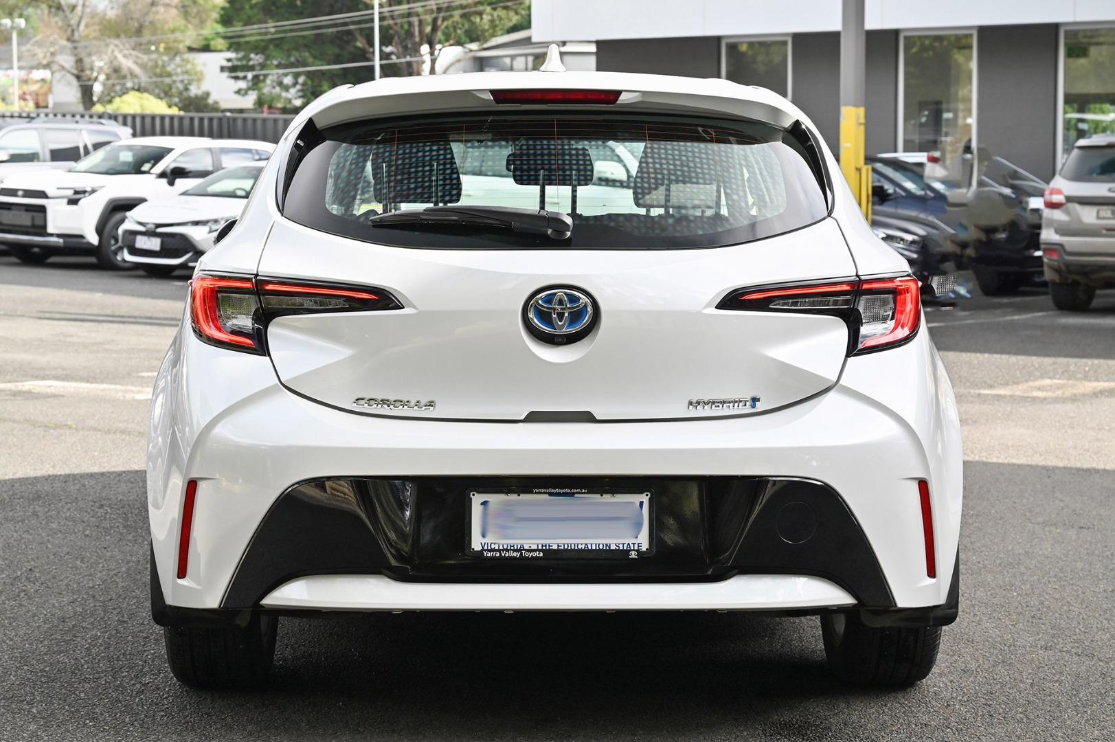 2023 Toyota Corolla Ascent Sport in White
