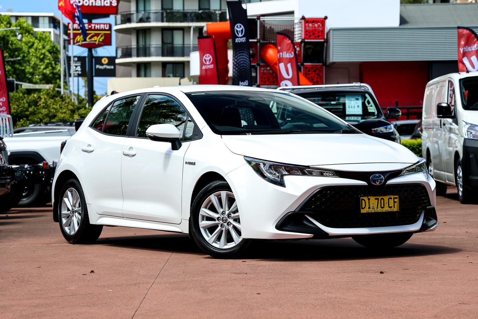 2023 Toyota Corolla Ascent Sport in White