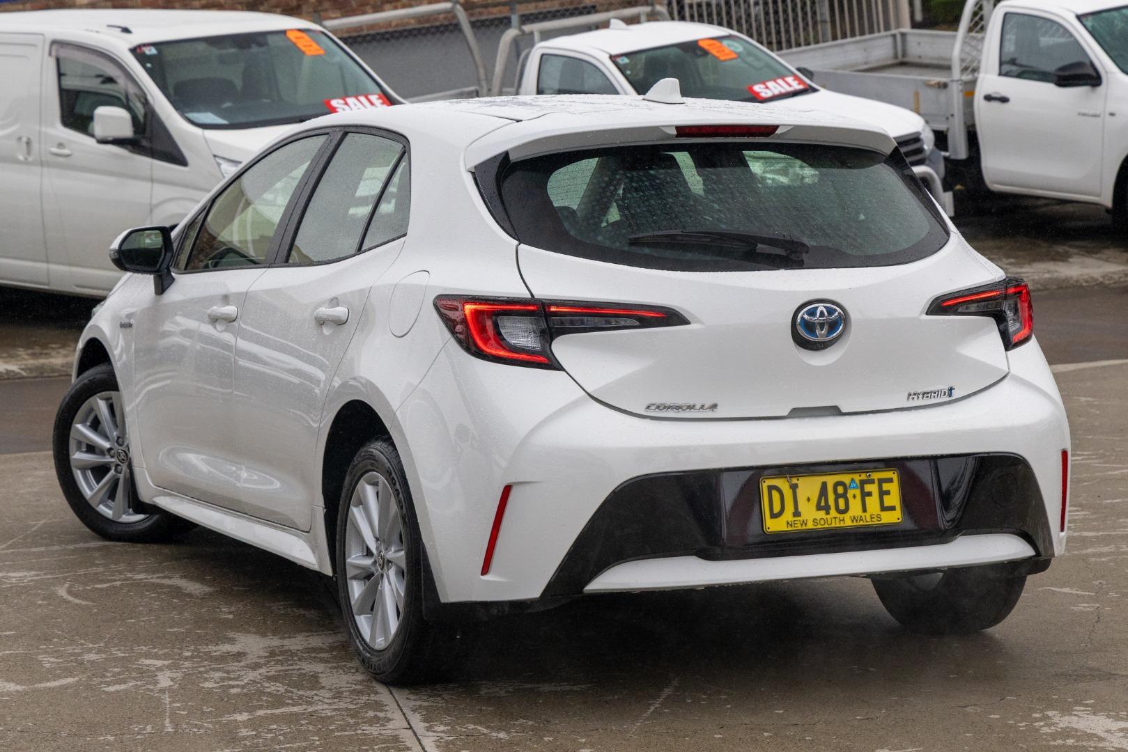 2023 Toyota Corolla Ascent Sport in White
