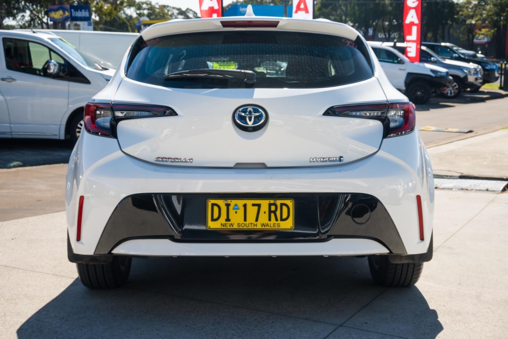 2023 Toyota Corolla Ascent Sport in White