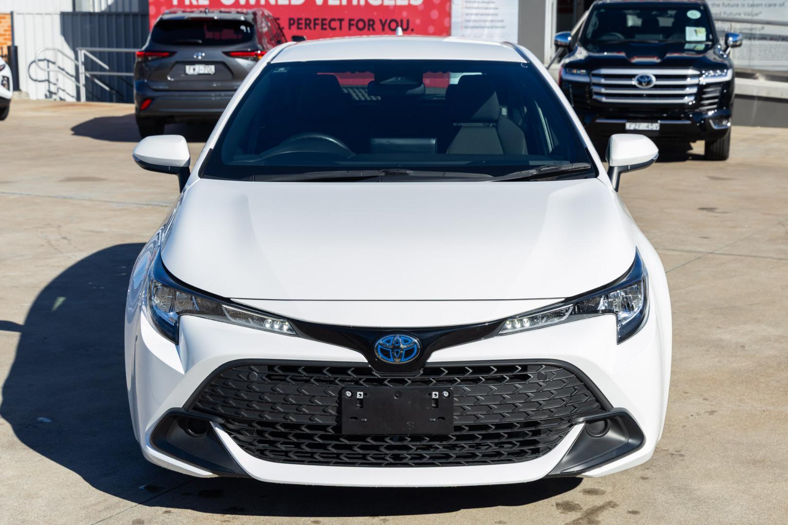 2023 Toyota Corolla Ascent Sport in White