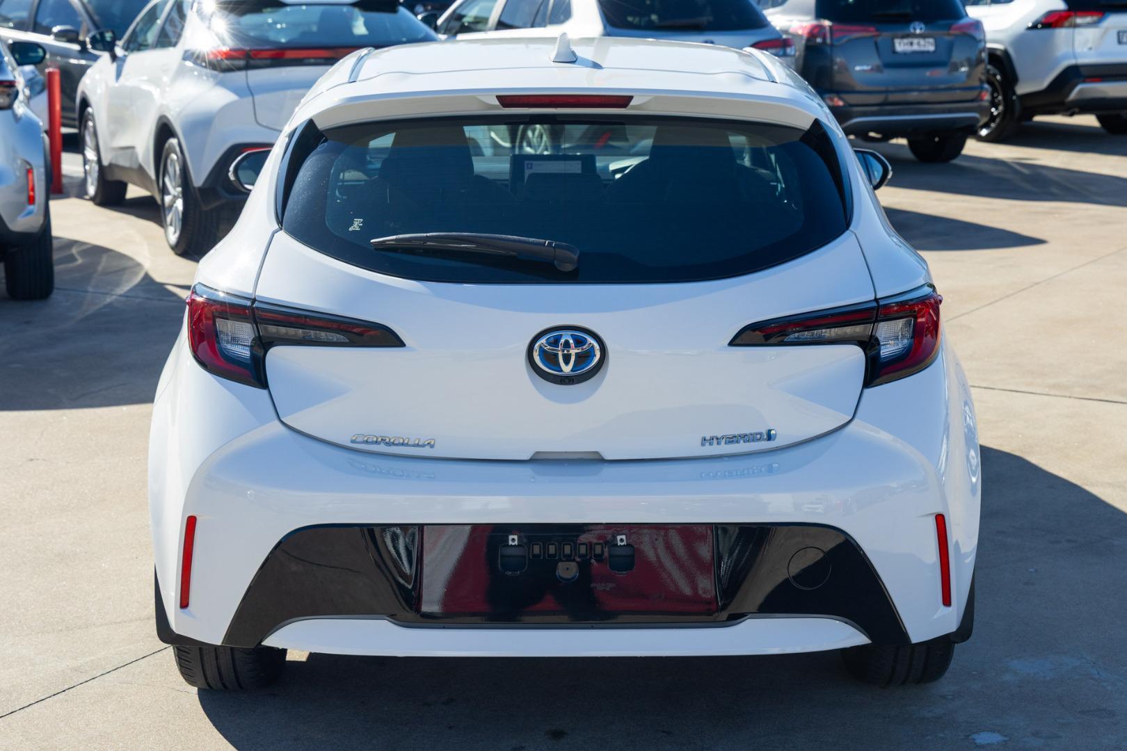 2023 Toyota Corolla Ascent Sport in White