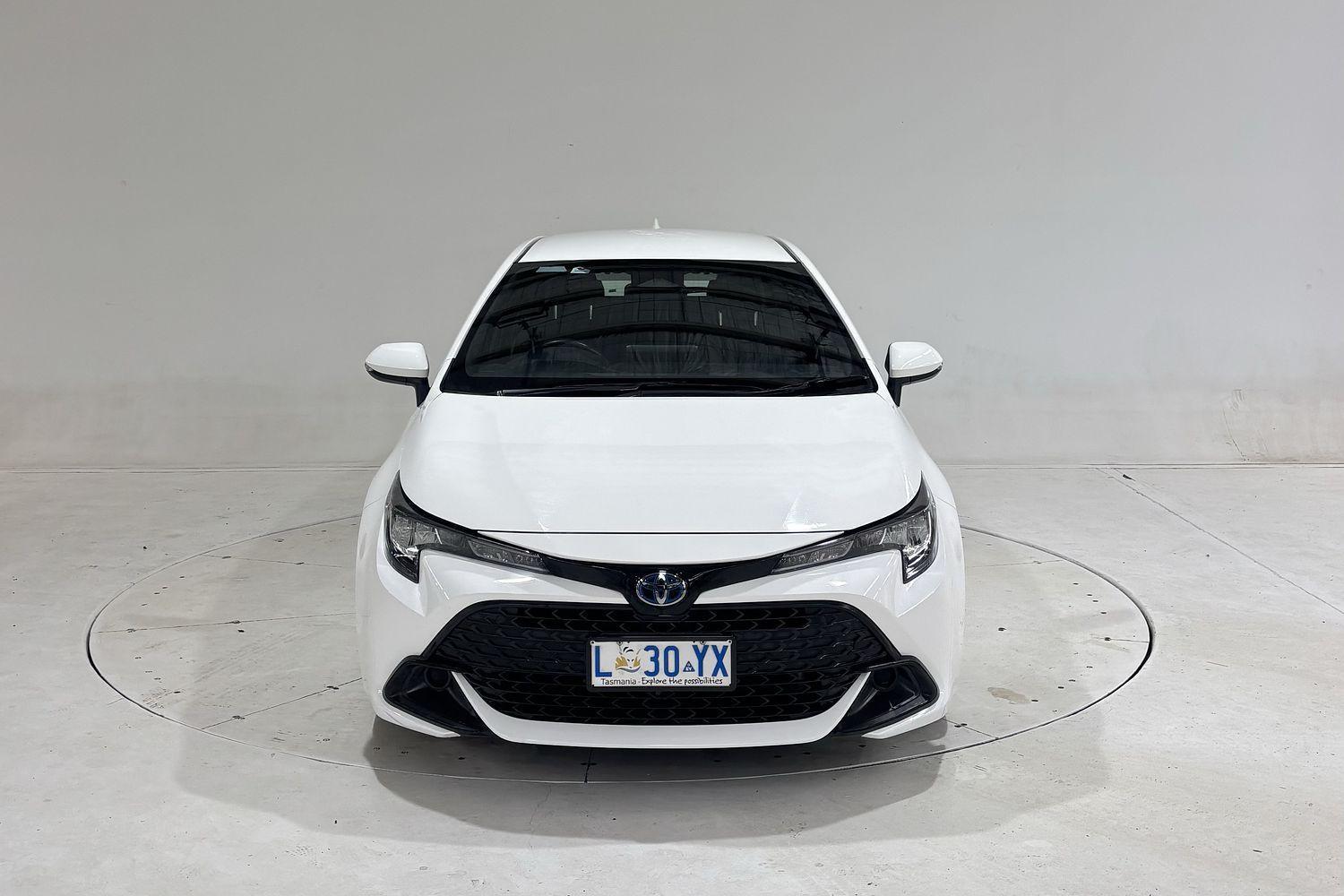 2024 Toyota Corolla Ascent Sport in White