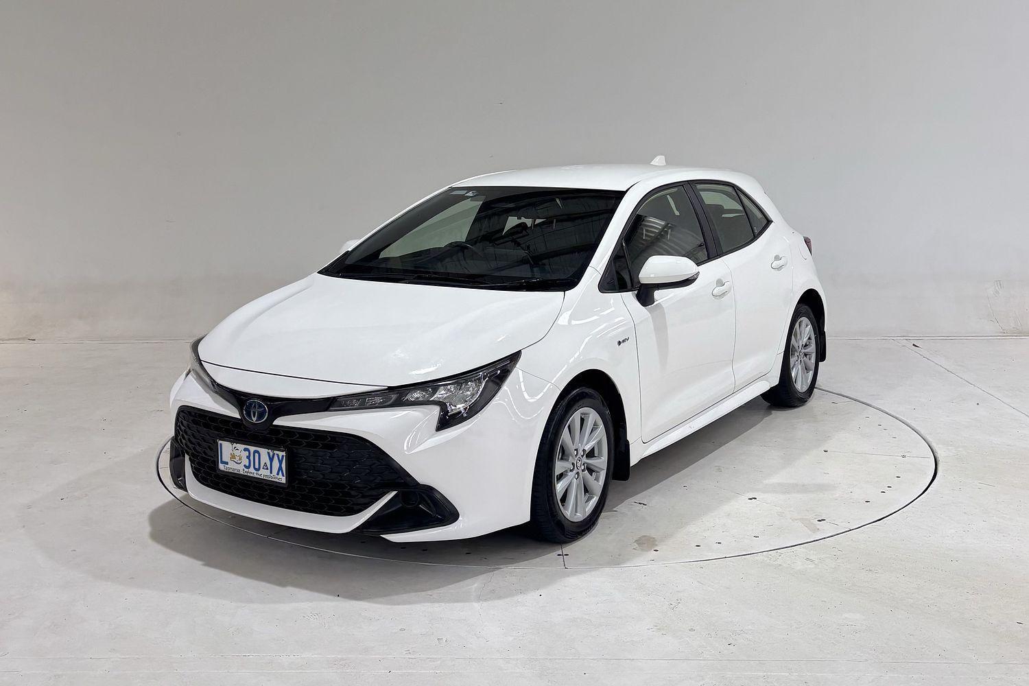 2024 Toyota Corolla Ascent Sport in White