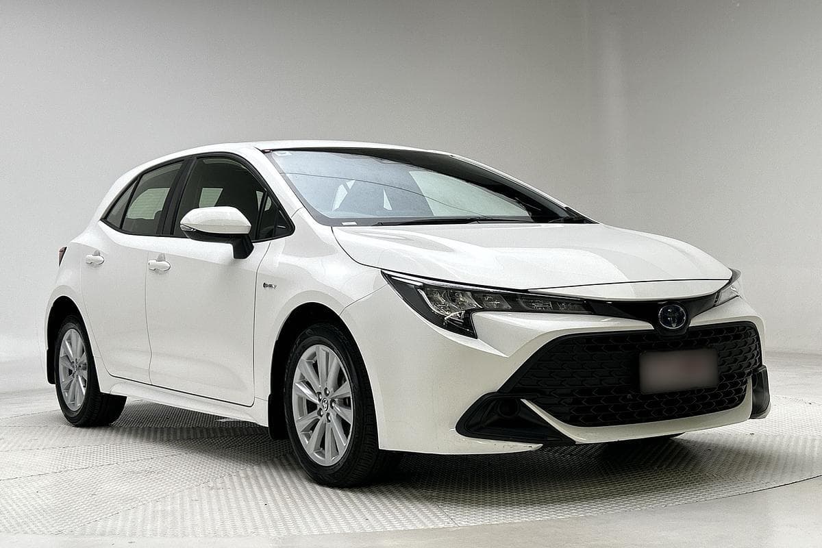 2024 Toyota Corolla Ascent Sport in White