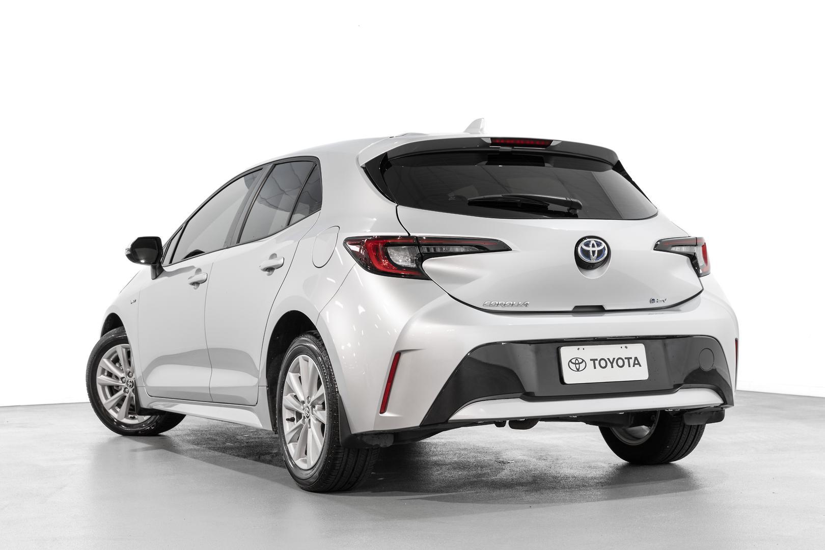 2025 Toyota Corolla Ascent Sport in Silver