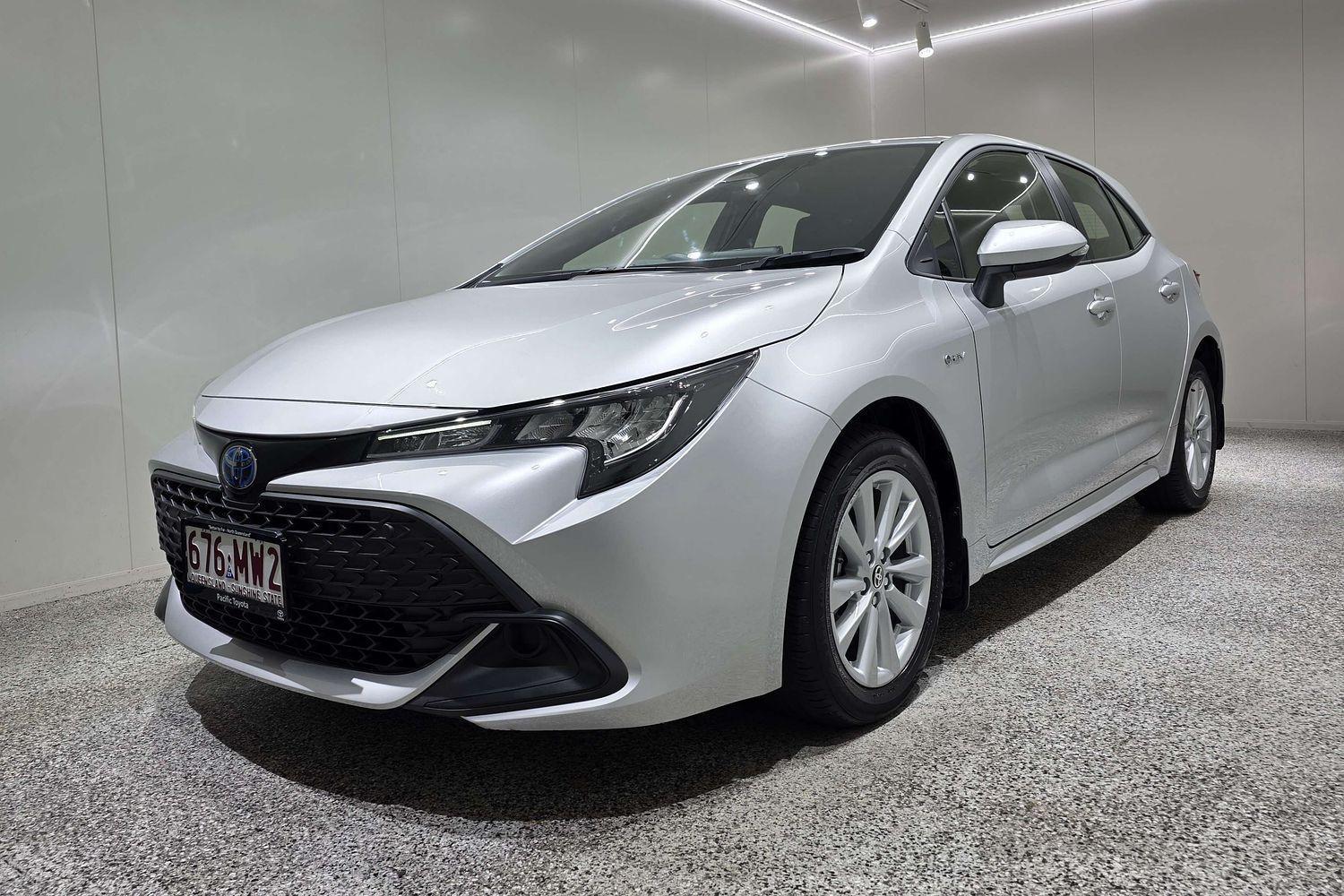 2025 Toyota Corolla Ascent Sport in Silver