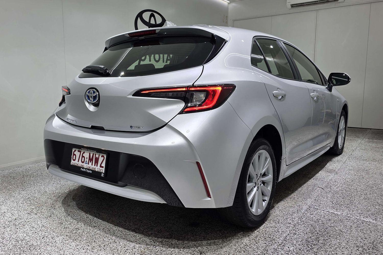 2025 Toyota Corolla Ascent Sport in Silver