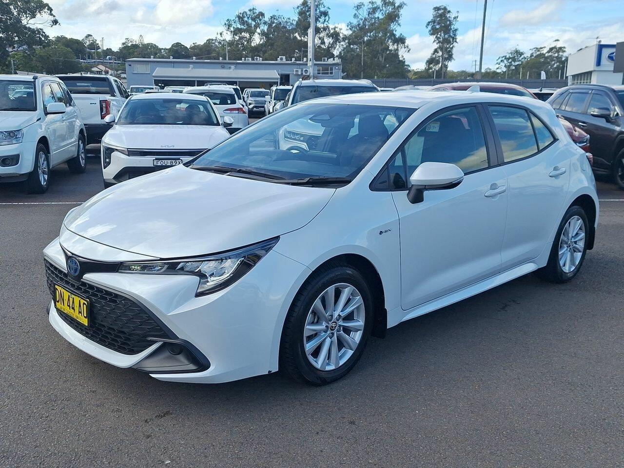 2025 Toyota Corolla Ascent Sport in White