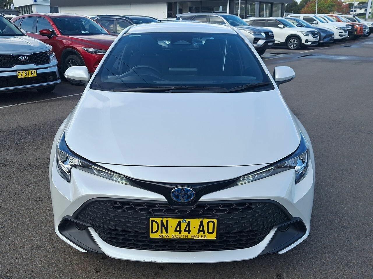 2025 Toyota Corolla Ascent Sport in White