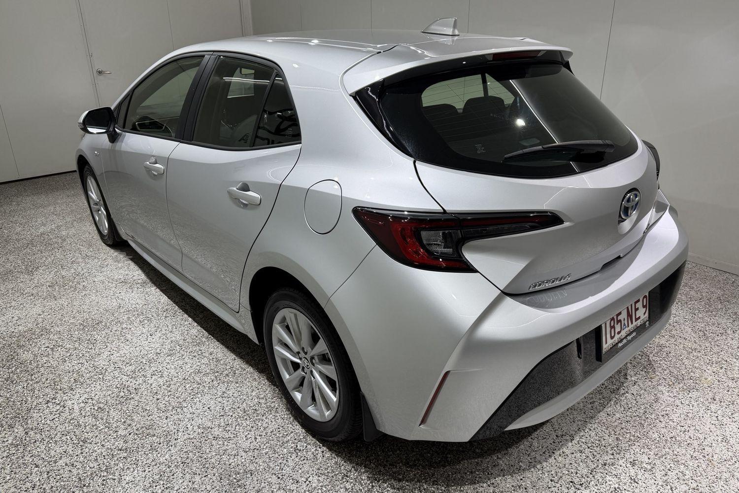 2025 Toyota Corolla Ascent Sport in Silver