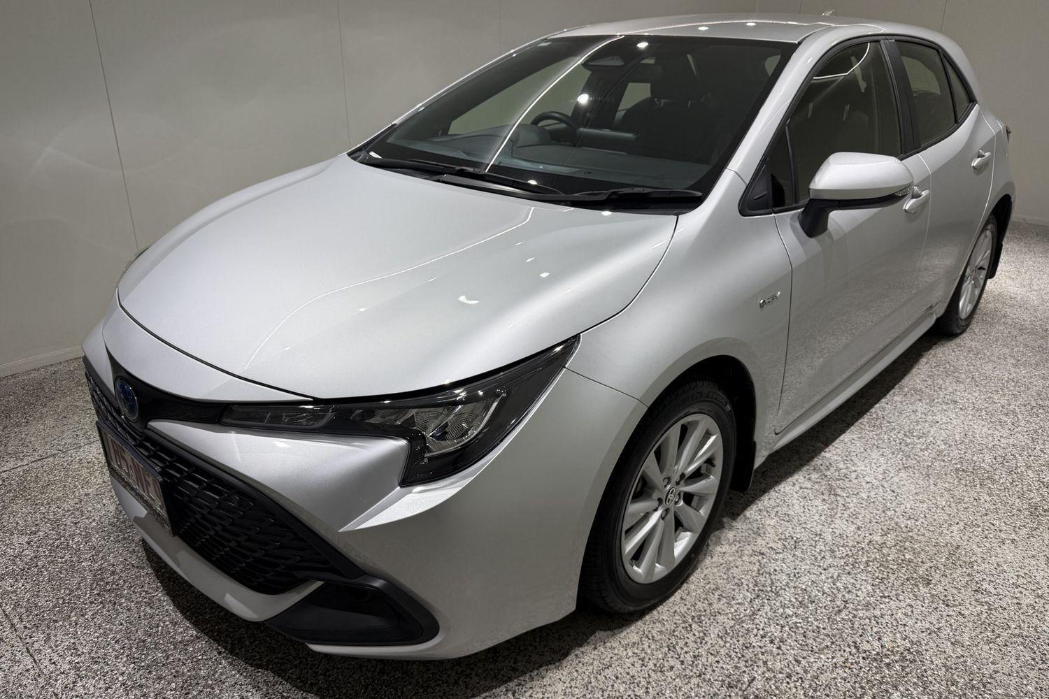 2025 Toyota Corolla Ascent Sport in Silver