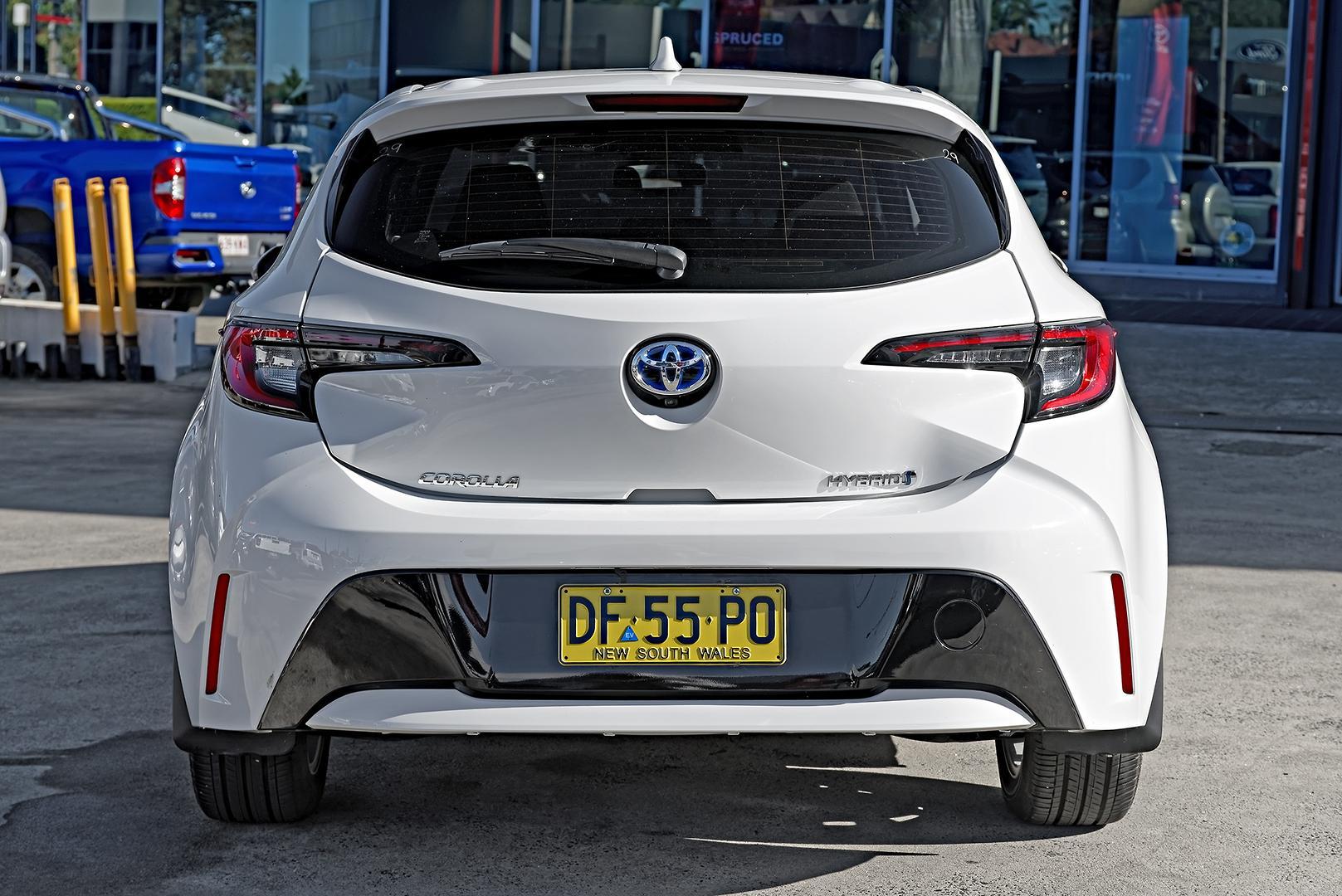 2022 Toyota Corolla Ascent Sport in White