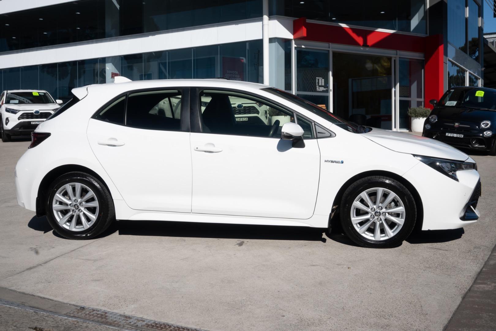 2023 Toyota Corolla Ascent Sport in White