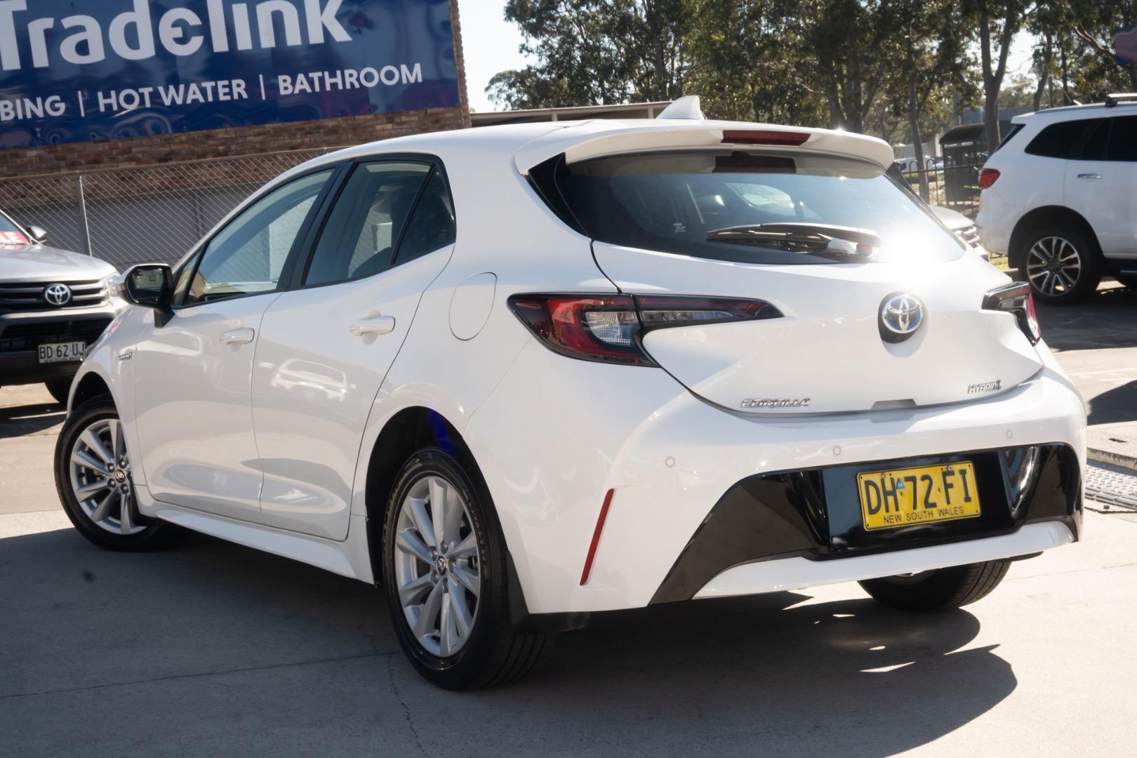 2023 Toyota Corolla Ascent Sport in White