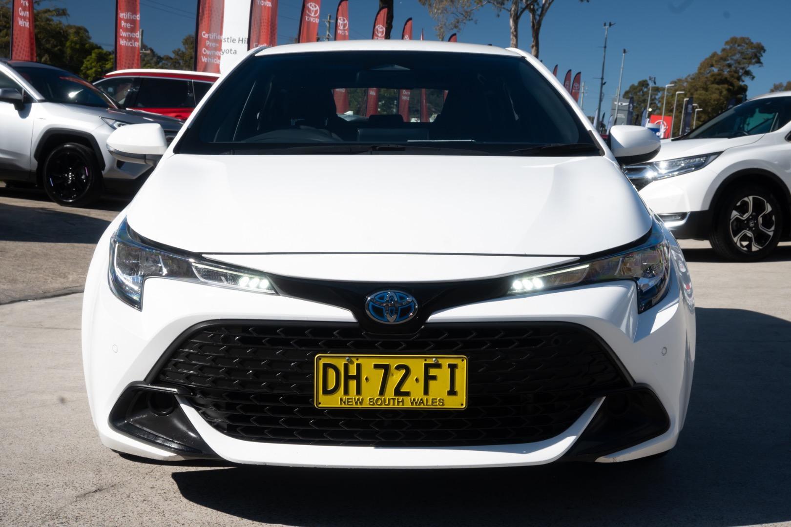 2023 Toyota Corolla Ascent Sport in White
