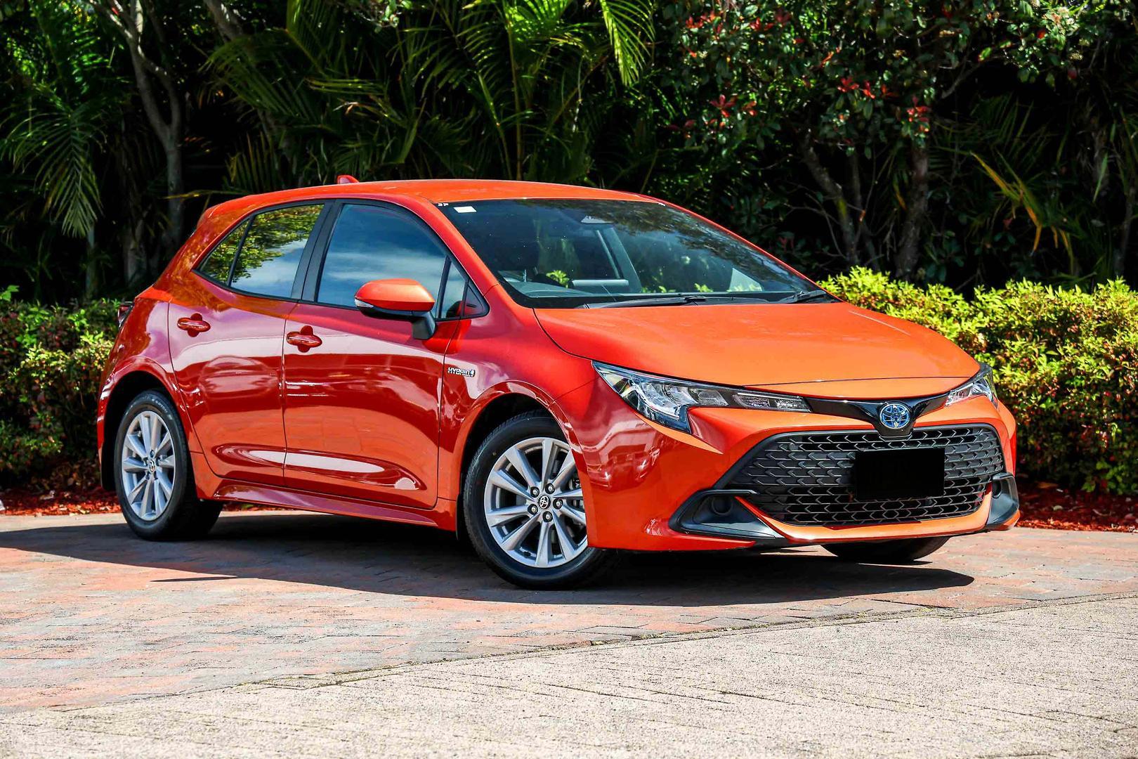 2023 Toyota Corolla Ascent Sport in Orange