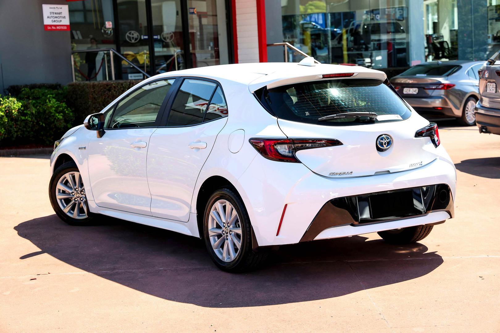 2023 Toyota Corolla Ascent Sport in White