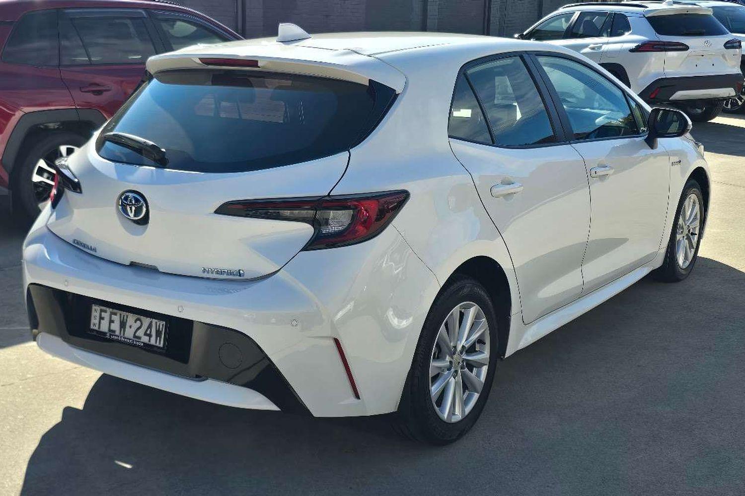 2024 Toyota Corolla Ascent Sport in White