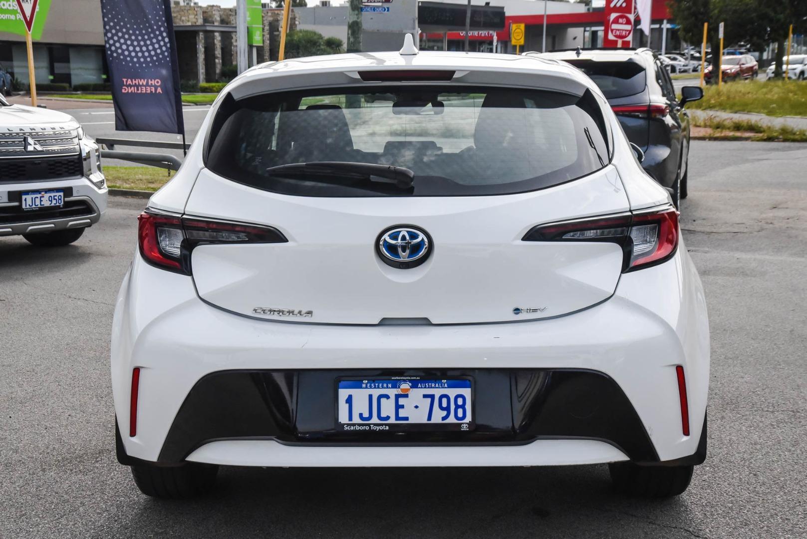 2024 Toyota Corolla Ascent Sport in White