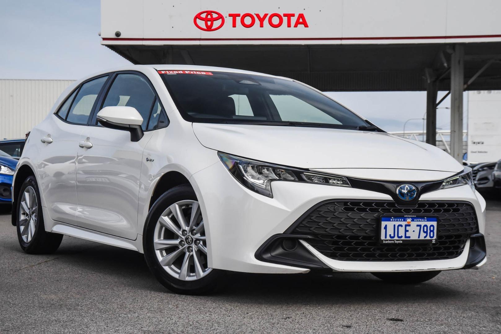 2024 Toyota Corolla Ascent Sport in White