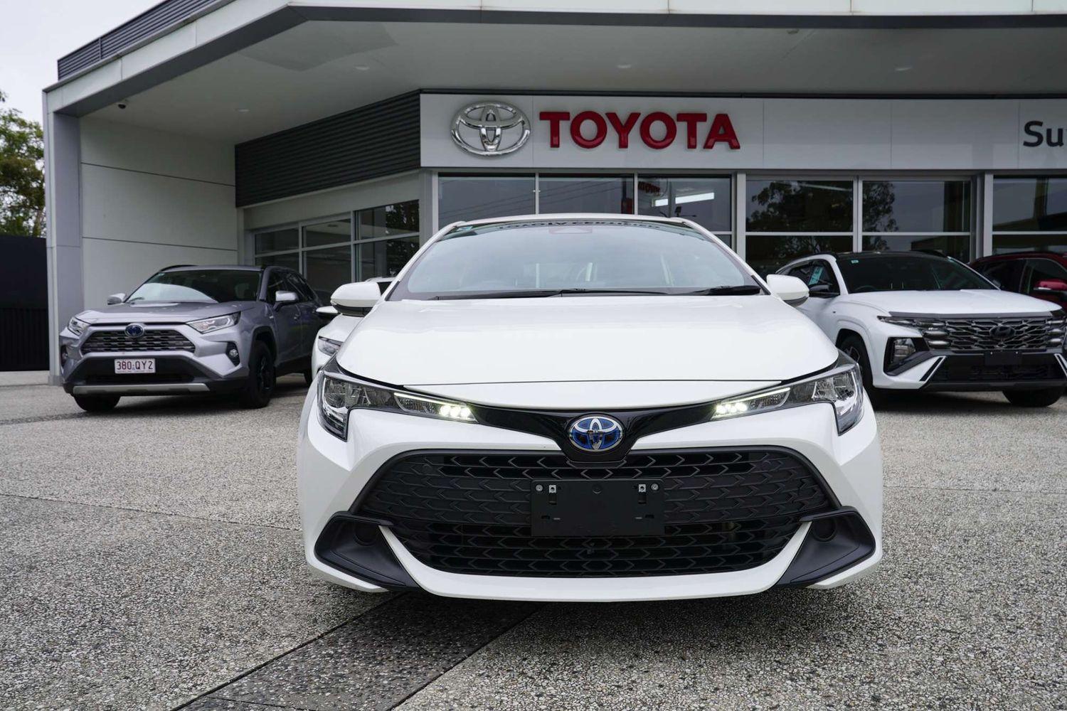 2024 Toyota Corolla Ascent Sport in White