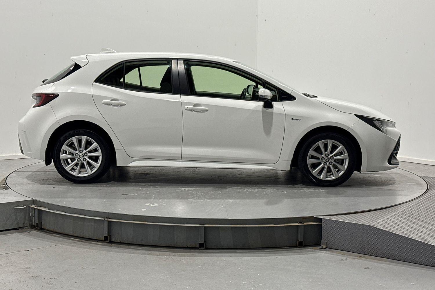 2024 Toyota Corolla Ascent Sport in White